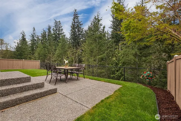 $1,425,000 | 6701 West Crestview Loop Southeast, Snoqualmie, WA 98065