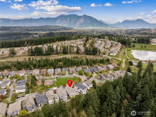 $1,425,000 | 6701 West Crestview Loop Southeast, Snoqualmie, WA 98065