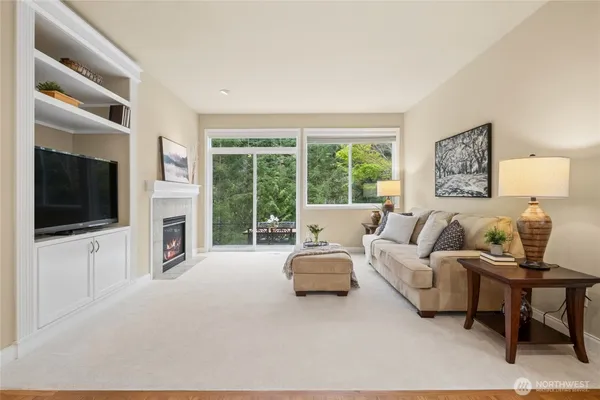 $1,425,000 | 6701 West Crestview Loop Southeast, Snoqualmie, WA 98065