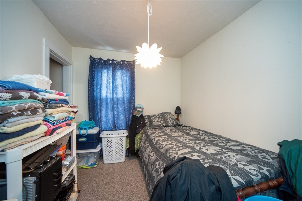 23 Ash Street Clinton, MA 01510 - Photo 12 of 30