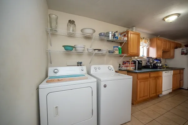 $410,000 | 23 Ash Street, Clinton, MA 01510