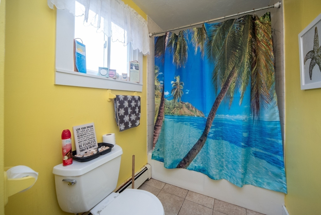 23 Ash Street Clinton, MA 01510 - Photo 9 of 30