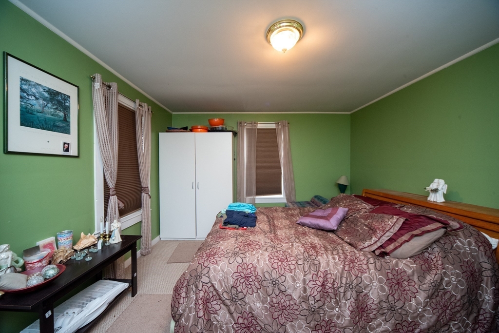 23 Ash Street Clinton, MA 01510 - Photo 10 of 30