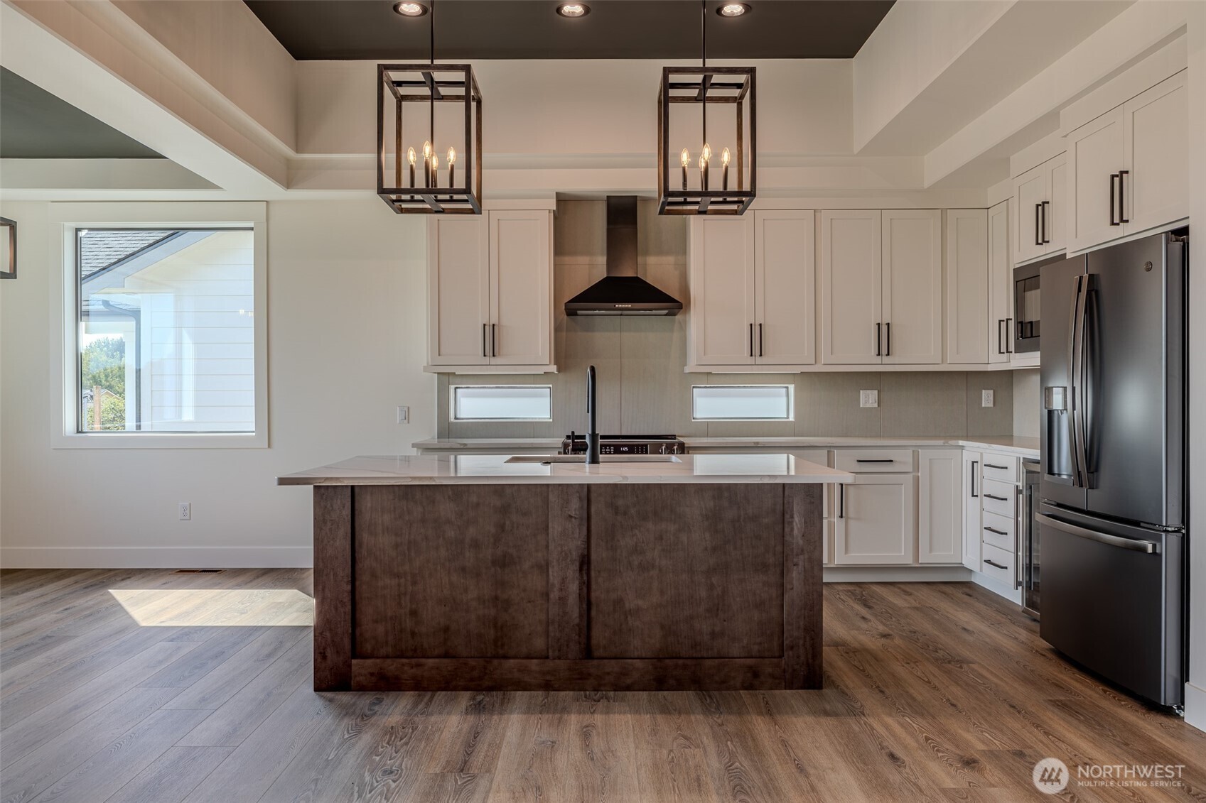958 Racine Spgs Drive Wenatchee, WA 98801 - Photo 4 of 25 Gallery Image 4