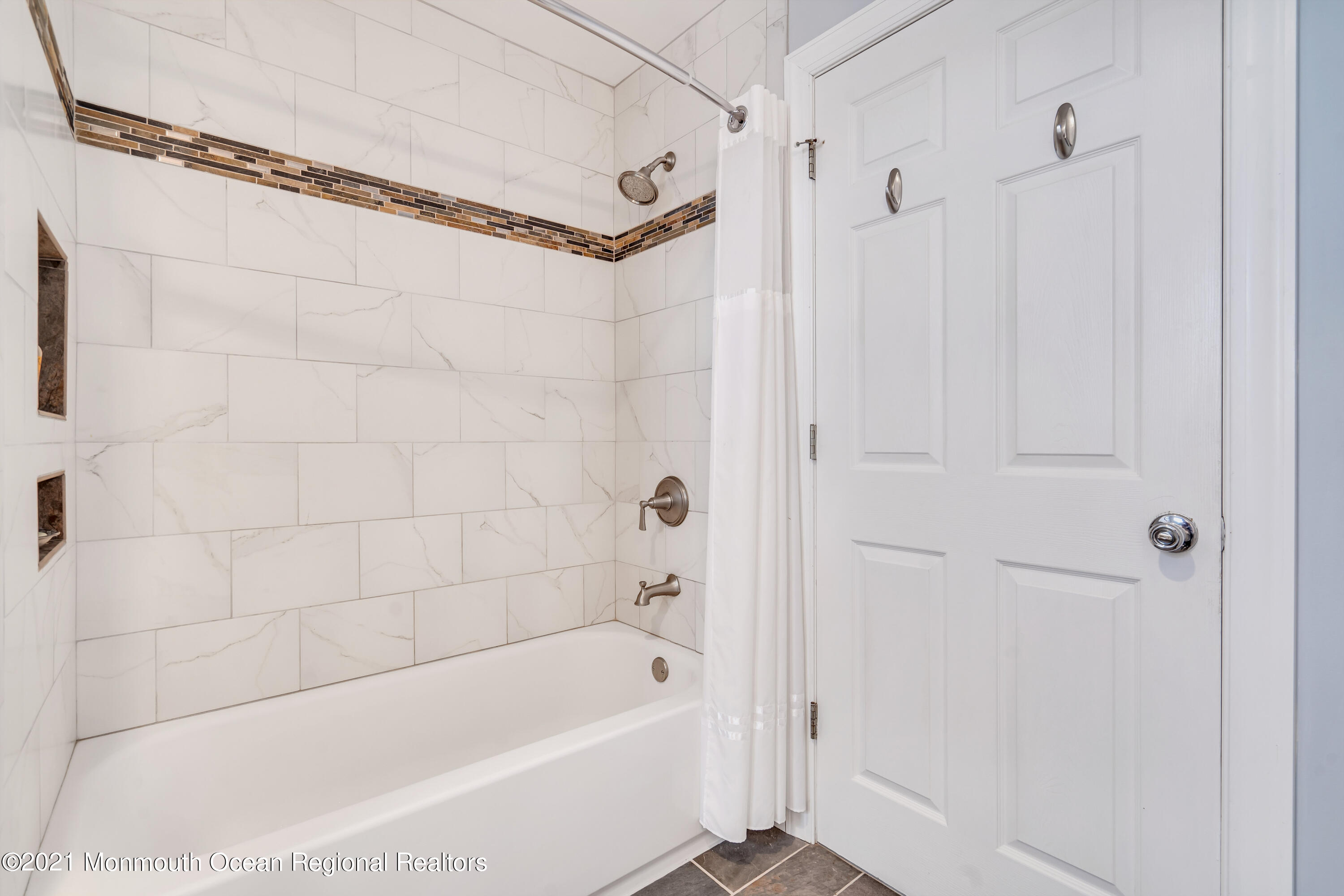 6 Pilot Road Toms River, NJ 08753 - Photo 33 of 35 a bathroom with a bathtub and a shower