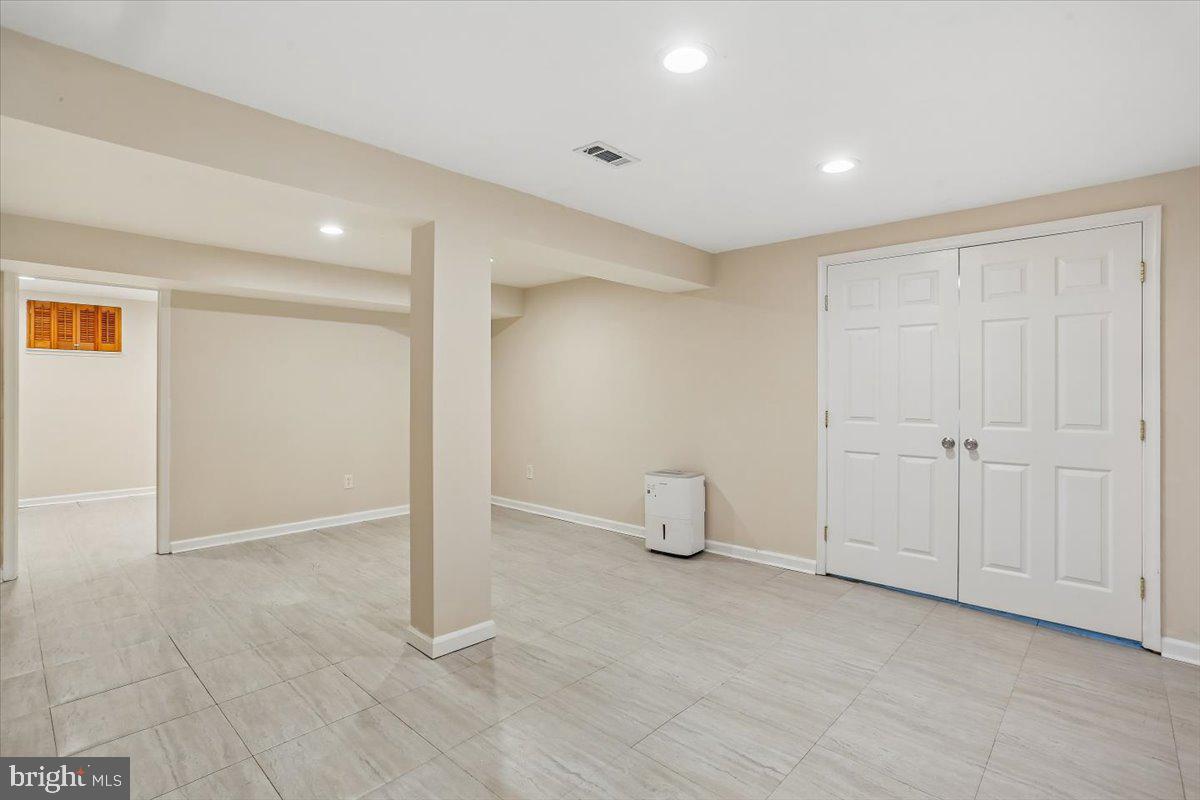 1015 Windrush Lane, Unit 11 Sandy Spring, MD 20860 - Photo 15 of 19