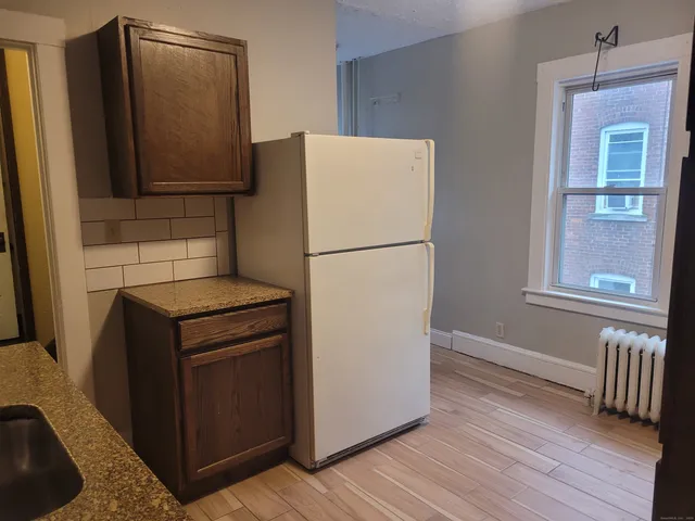 $1,500 | 544 Franklin Avenue, Unit 2, Hartford, CT 06114