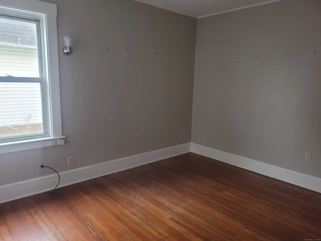 $1,500 | 544 Franklin Avenue, Unit 2, Hartford, CT 06114