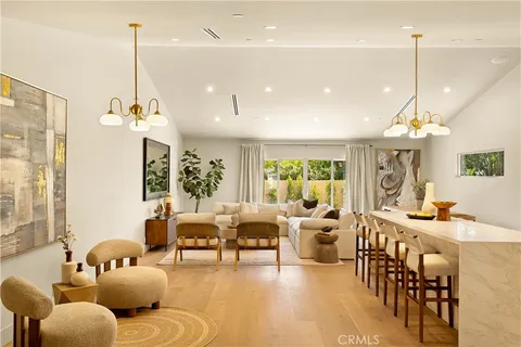 $1,739,500 | 5944 Lasaine Avenue, Encino, CA 91316