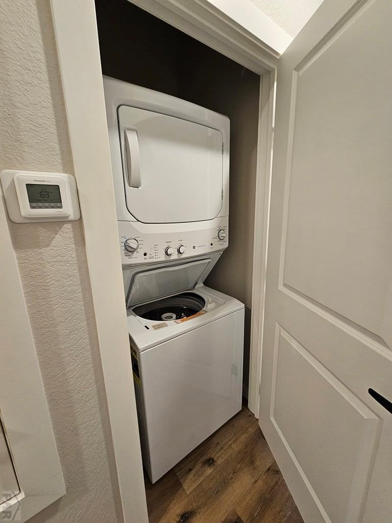 28655 County Road 24.6 Springfield, CO 81073 - Photo 7 of 19 a utility room with dryer and washer