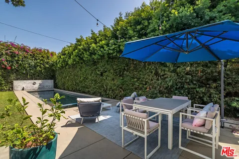 $4,195,000 | 3728 South Barrington Avenue, Los Angeles, CA 90066