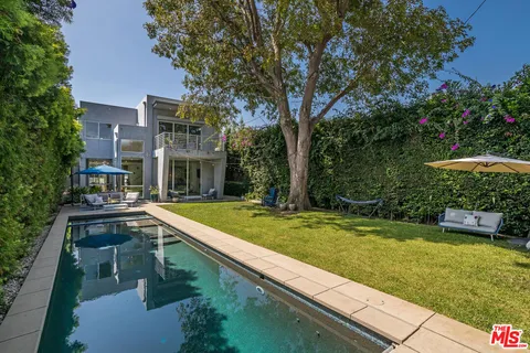 $4,195,000 | 3728 South Barrington Avenue, Los Angeles, CA 90066