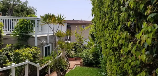 $5,200 | 2626 Solana Way, Laguna Beach, CA 92651