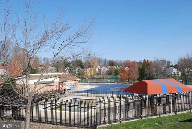 a view of a tennis court