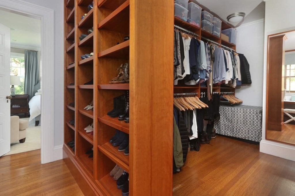 70 Gray Cliff Road Newton, MA 02459 - Photo 14 of 32