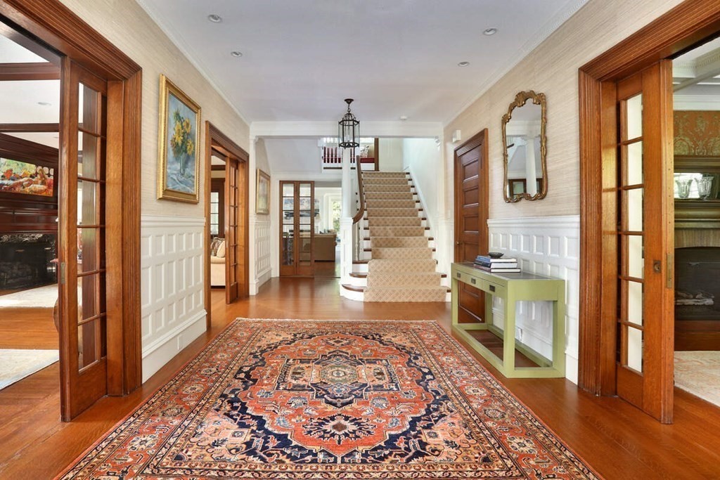 70 Gray Cliff Road Newton, MA 02459 - Photo 3 of 32