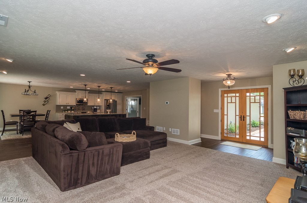 12209 Windcliff Road Strongsville, OH 44136 - Photo 2 of 25 Gallery Image 2