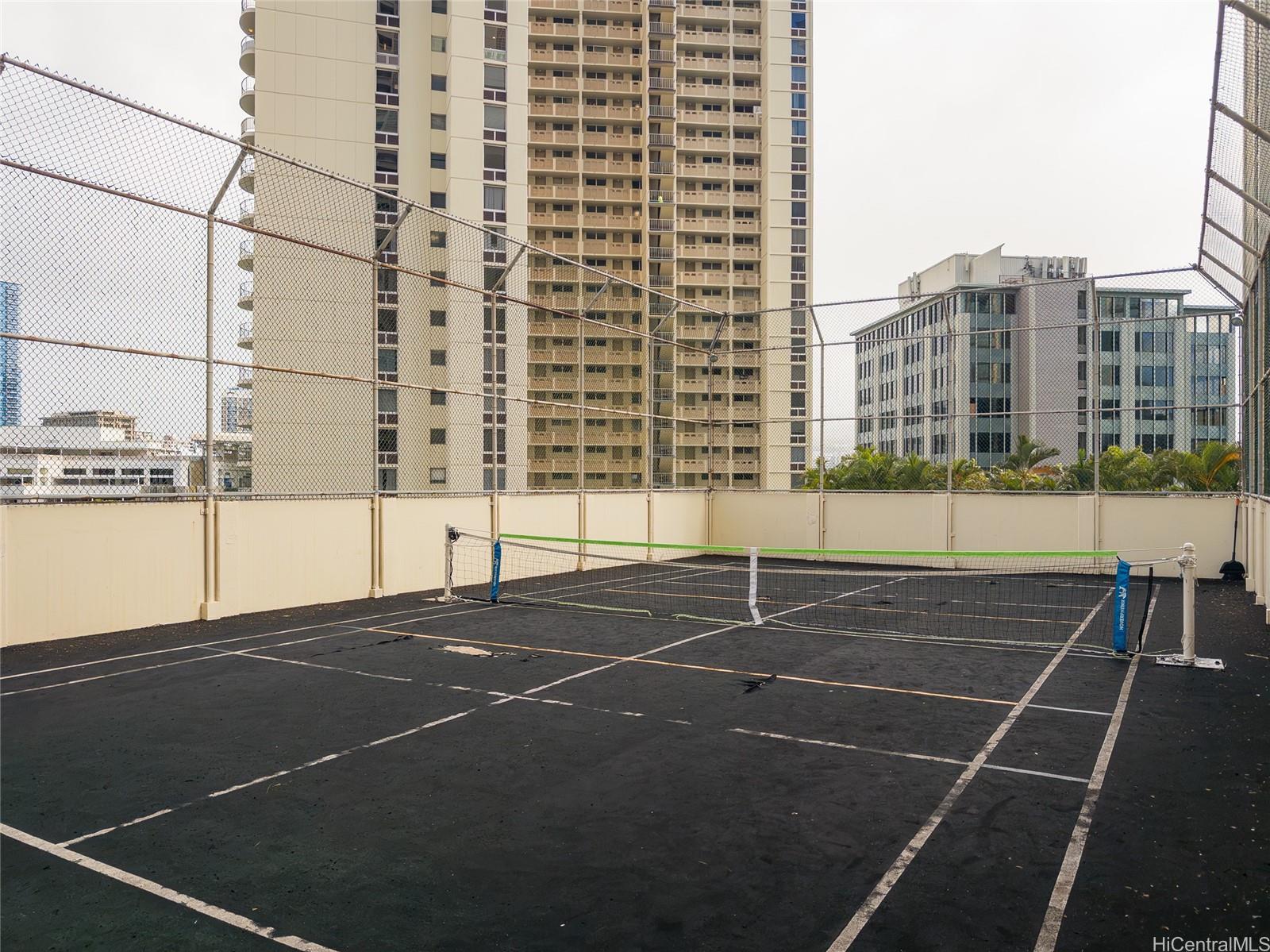 469 Ena Road, Unit 2301 Honolulu, HI 96815 - Photo 15 of 18