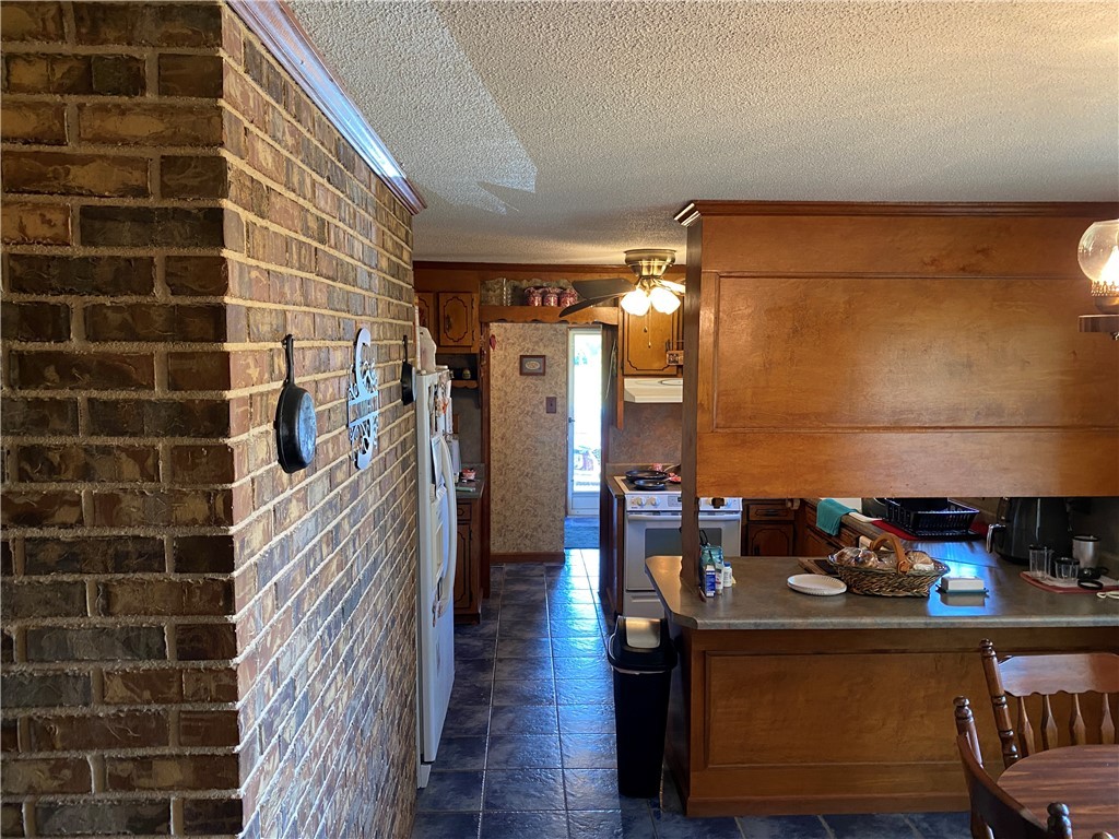 315 Chaffin Road Iva, SC 29655 - Photo 6 of 50