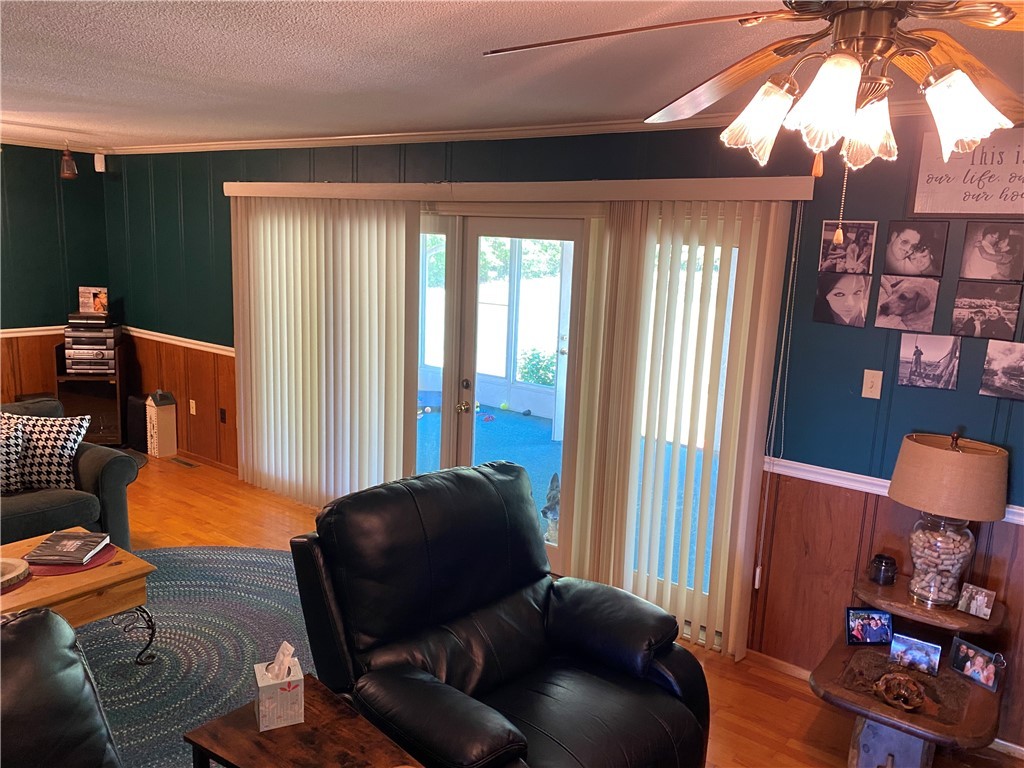 315 Chaffin Road Iva, SC 29655 - Photo 8 of 50