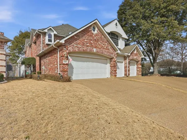 $370,000 | 632 Loch N Green Trail, Arlington, TX 76012
