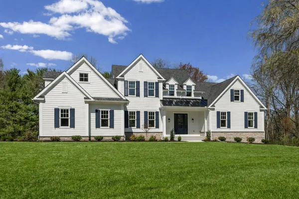 $1,975,000 | 102 Knoxlyn Farm Drive, Kennett Square, PA 19348