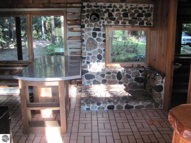 2512 Birch Road Grawn, MI 49637 - Photo 14 of 21 1792943-13.JPG