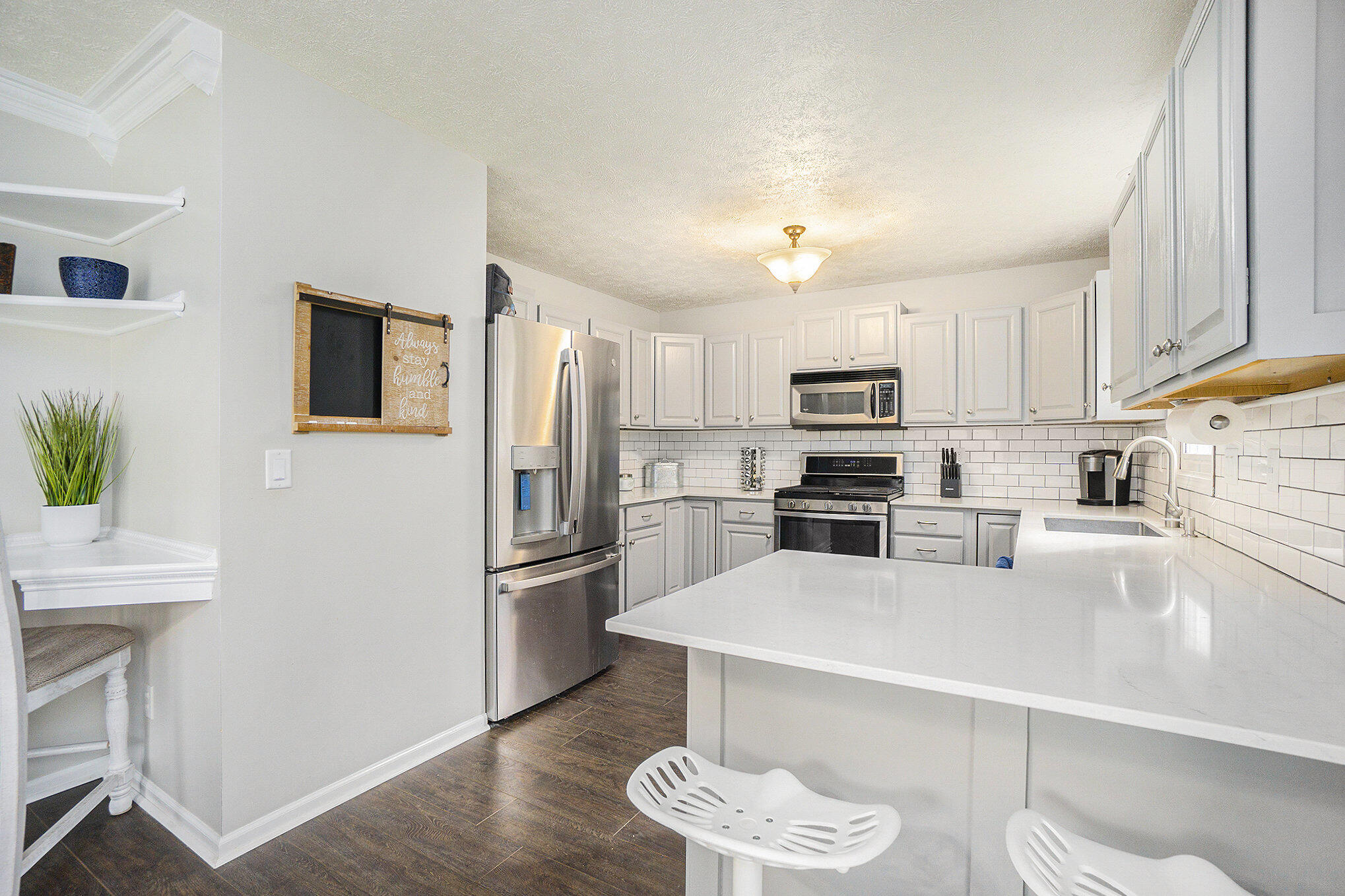 8839 Hathaway Road Kalamazoo, MI 49009 - Photo 8 of 26 009_dsc04972_974