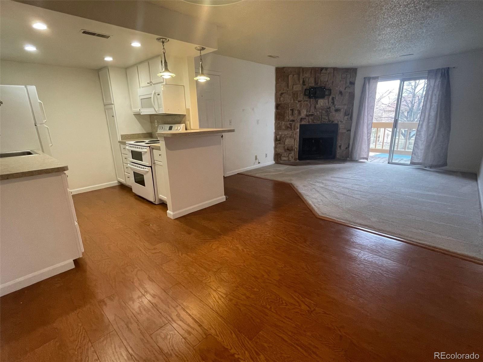 810 Tenderfoot Hill Road, Unit 202 Colorado Springs, CO 80906 - Photo 5 of 16