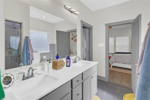 $697,000 | 3307 Mission Street, Fort Worth, TX 76109