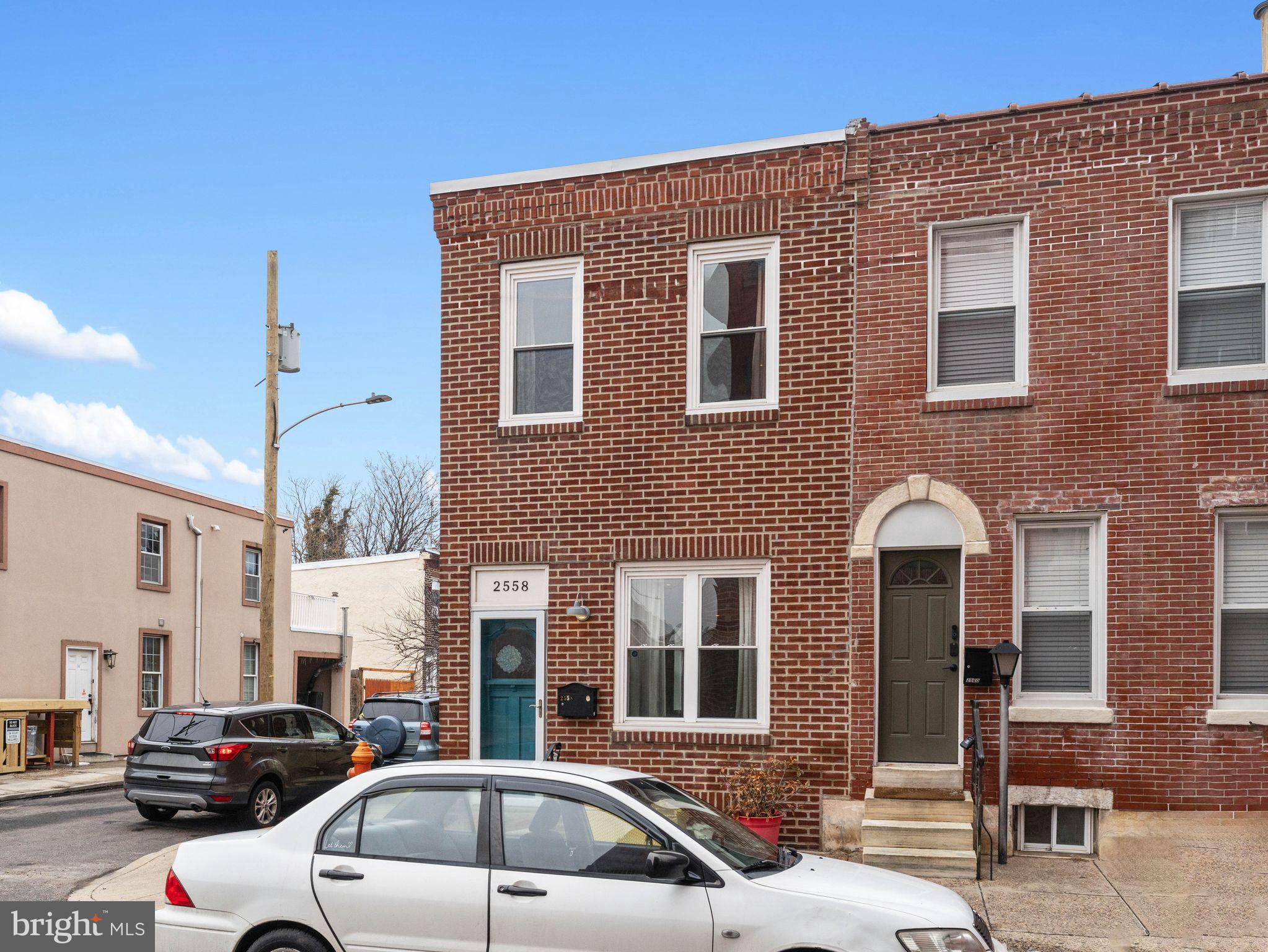 2558 Cedar Street Philadelphia, PA 19125 - Photo 5 of 38 Welcome Home