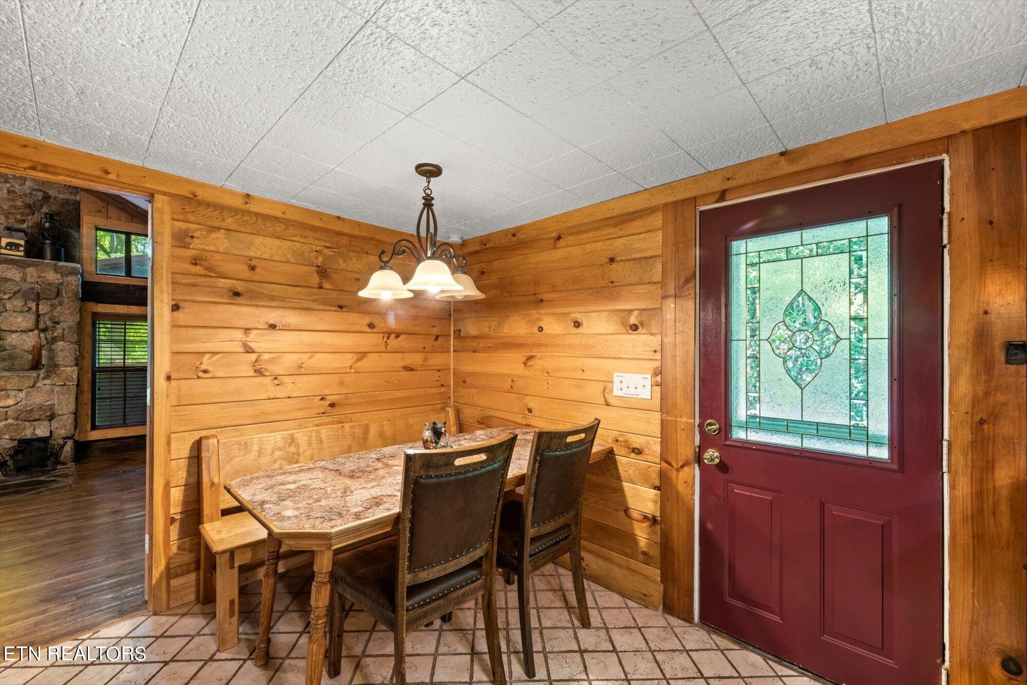 244 Spring Valley Road Sevierville, TN 37863 - Photo 12 of 60