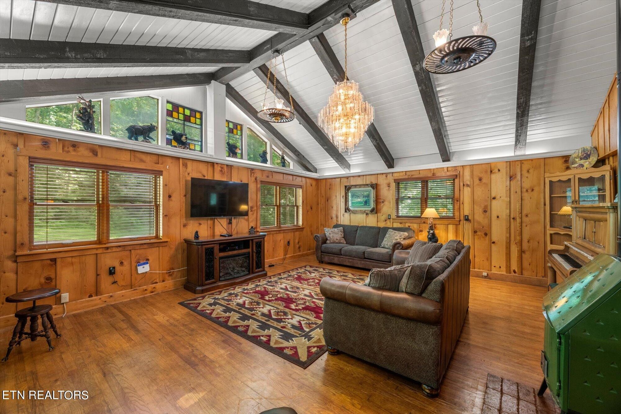 244 Spring Valley Road Sevierville, TN 37863 - Photo 13 of 60