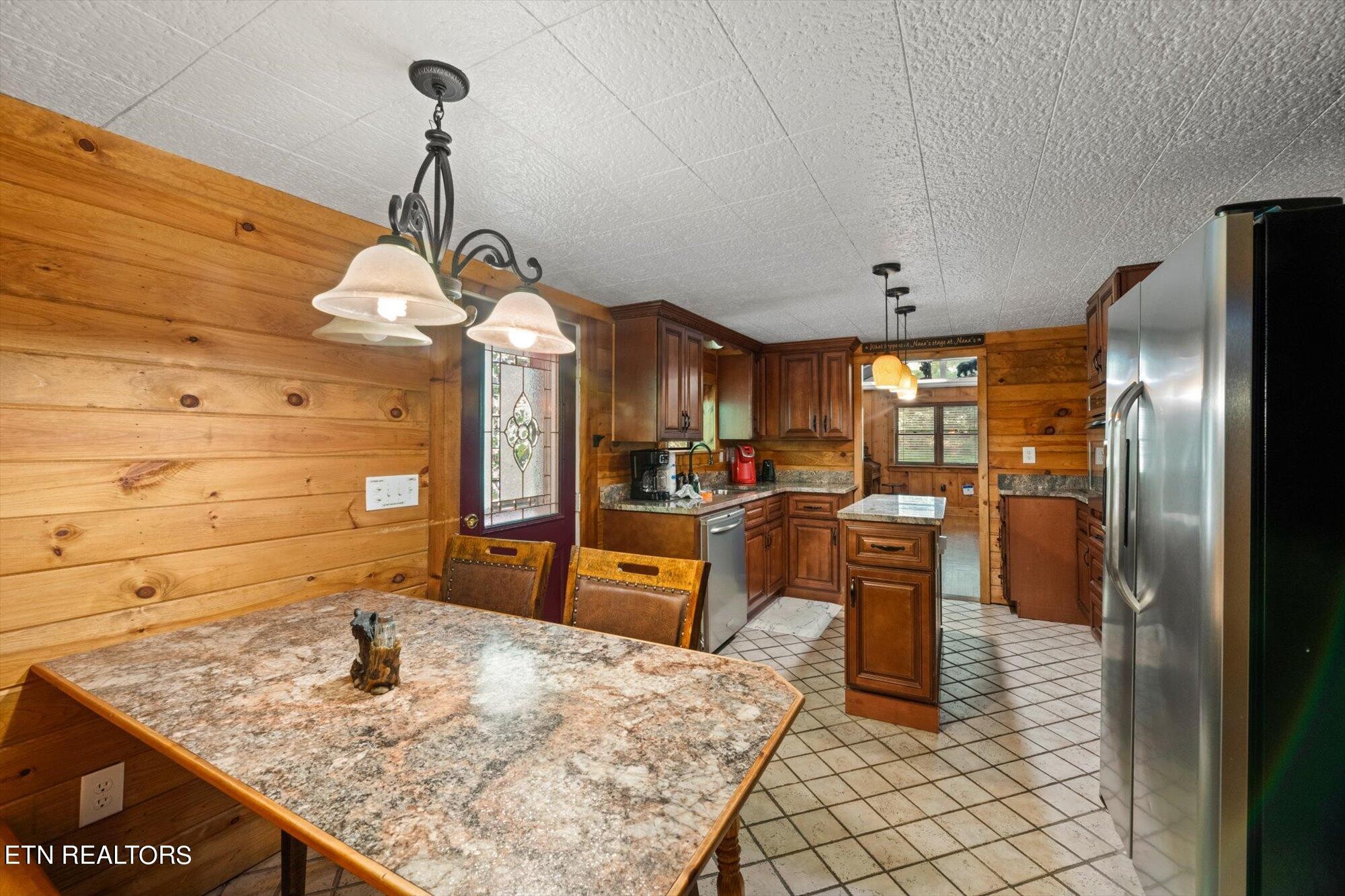 244 Spring Valley Road Sevierville, TN 37863 - Photo 17 of 60