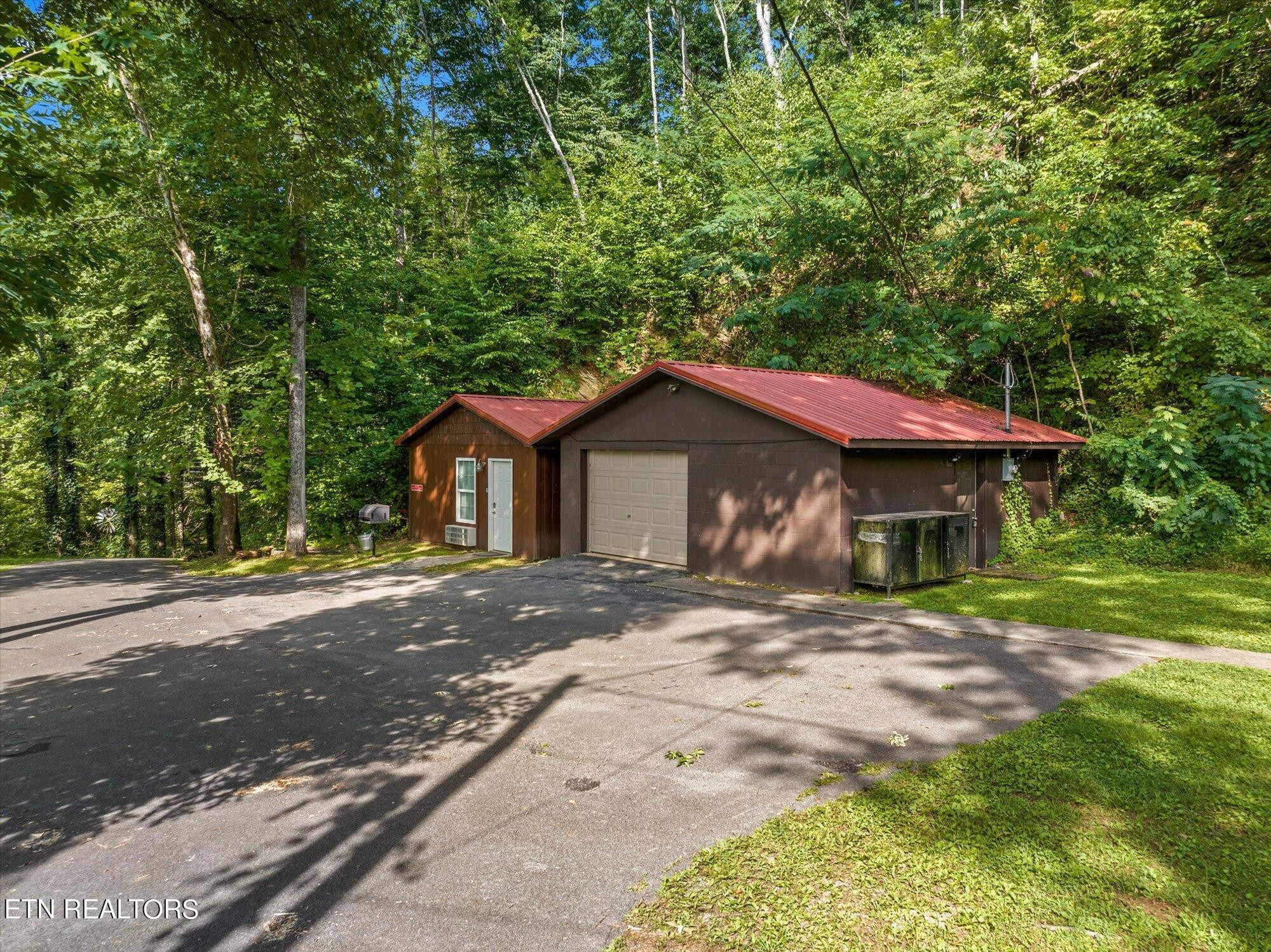 244 Spring Valley Road Sevierville, TN 37863 - Photo 21 of 60