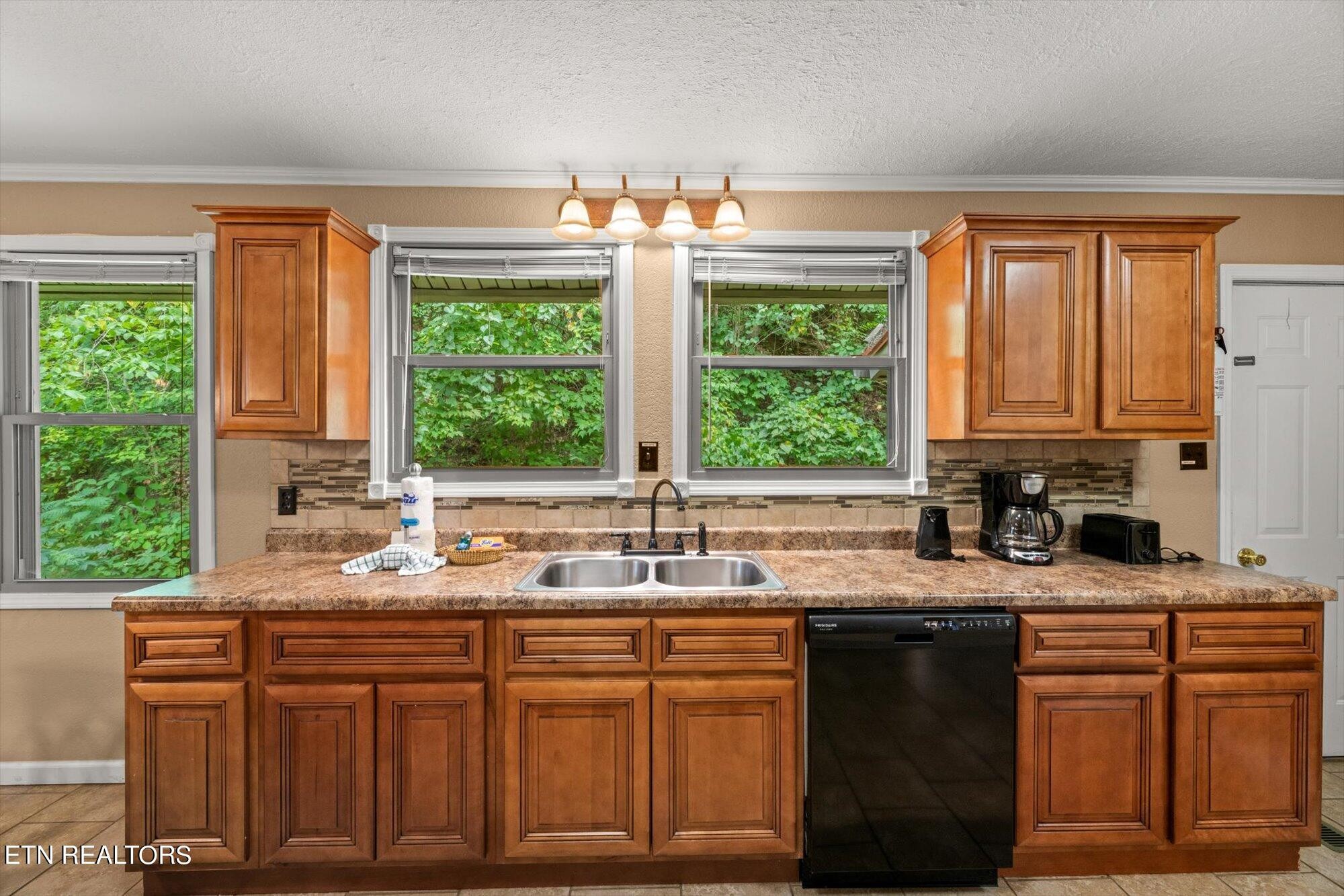 244 Spring Valley Road Sevierville, TN 37863 - Photo 30 of 60