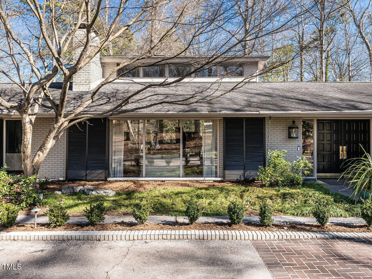 3206 Sussex Road Raleigh, NC 27612 - Photo 3 of 51 003-1280x960-front