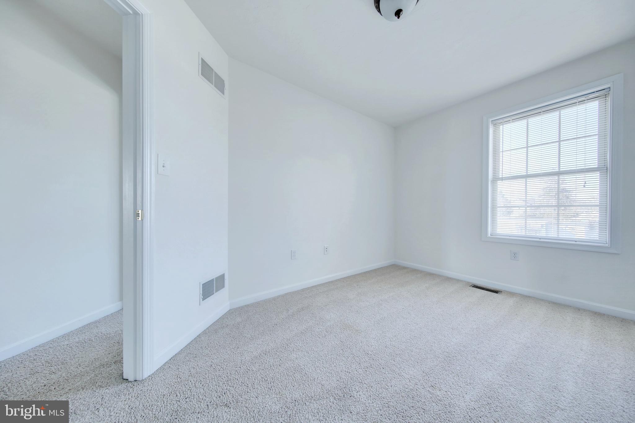 689 East Walnut Street Hanover, PA 17331 - Photo 28 of 31 an empty room with windows