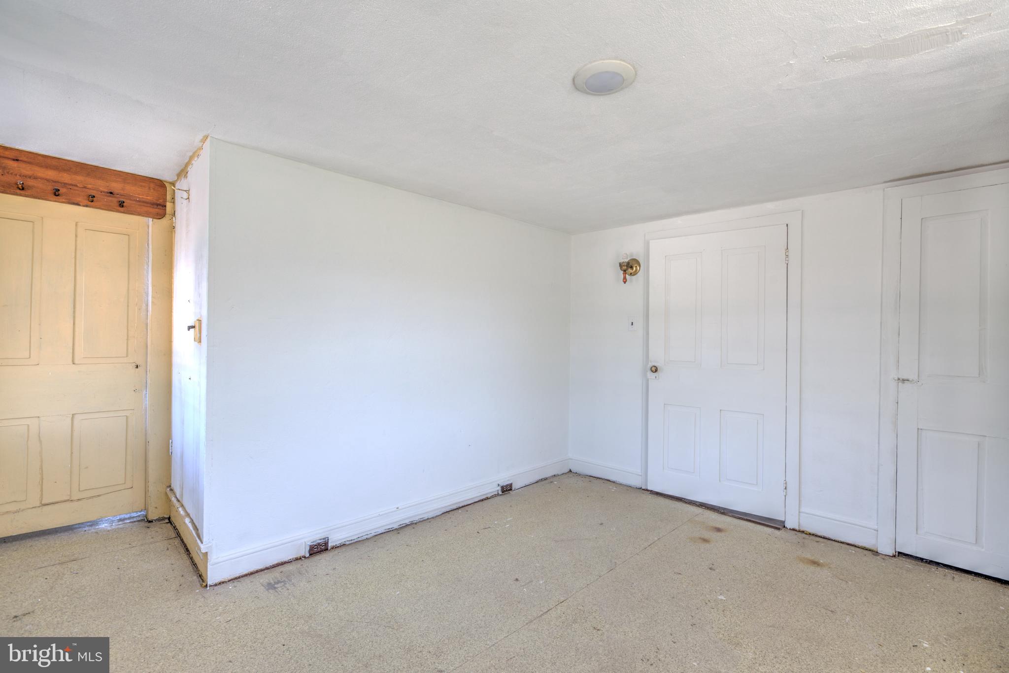 4334 Durham Road Kintnersville, PA 18930 - Photo 19 of 29 Gallery Image 19