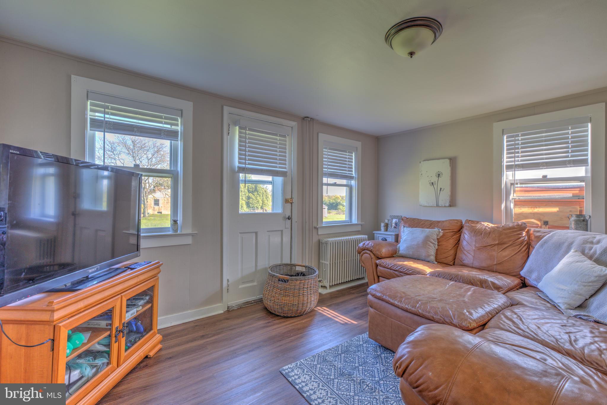 4334 Durham Road Kintnersville, PA 18930 - Photo 9 of 29 Gallery Image 9