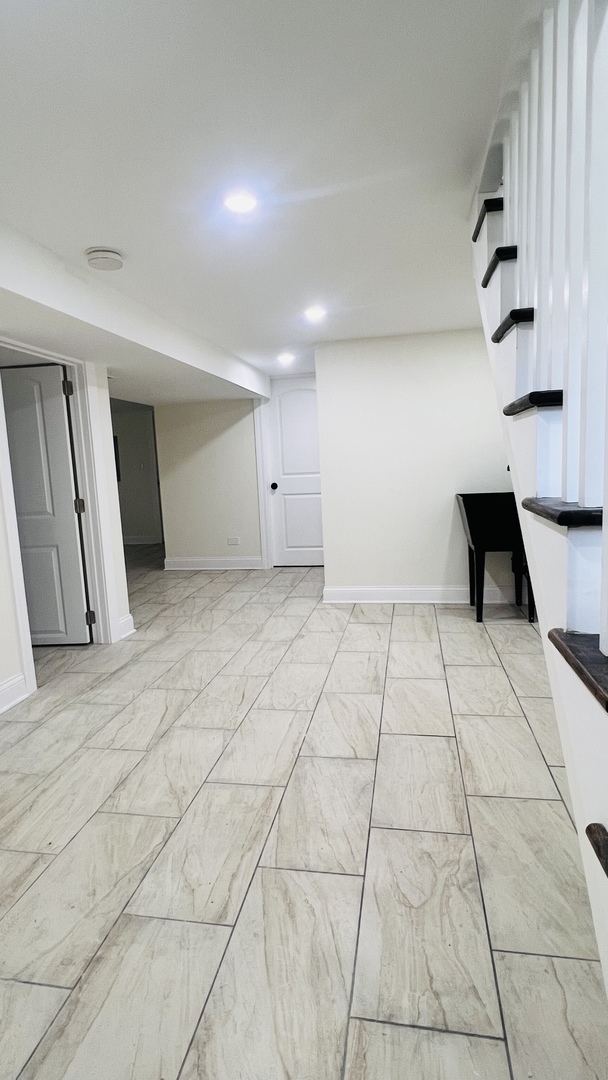 4107 West Addison Street Chicago, IL 60641 - Photo 15 of 19