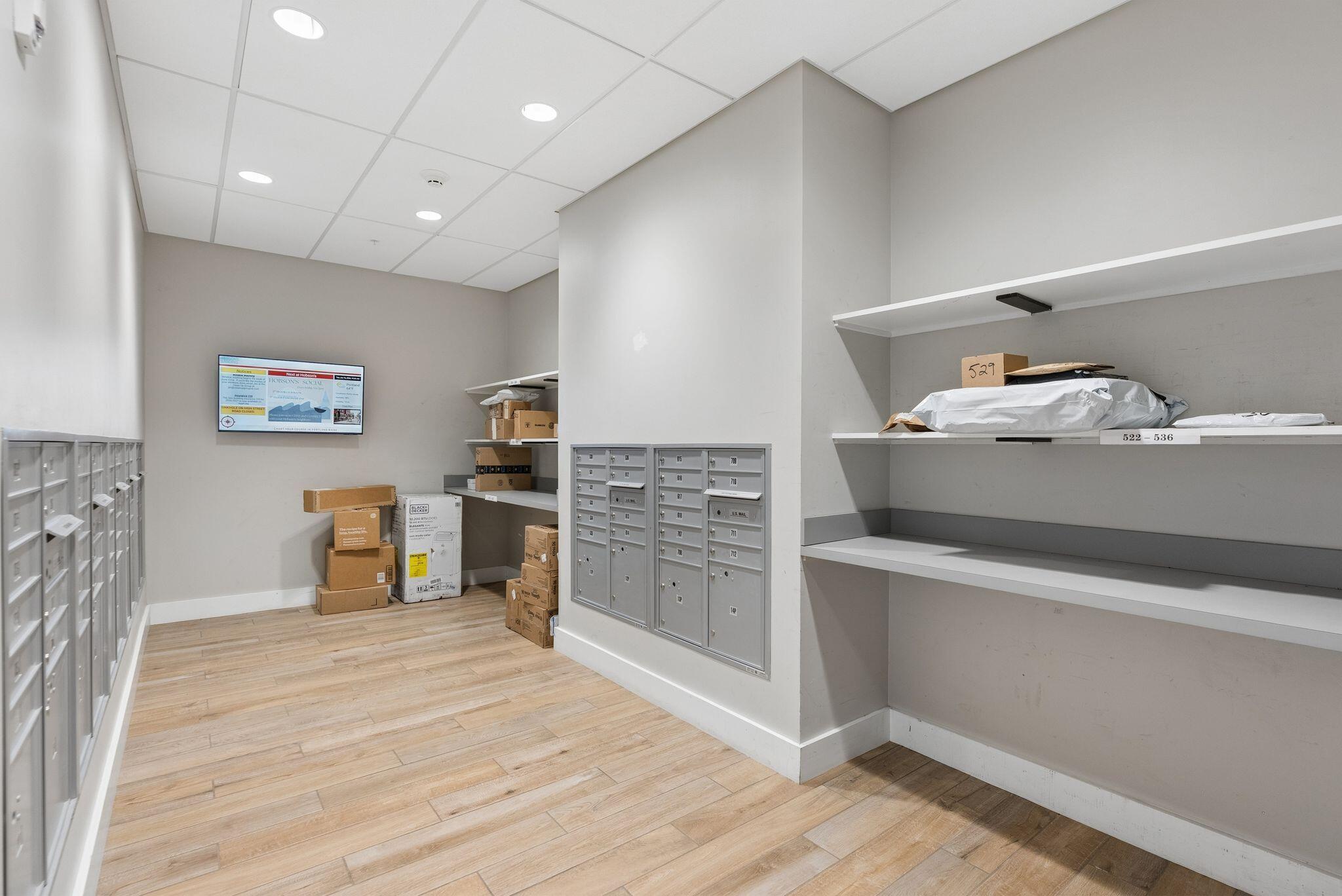 387 Commercial Street, Unit 432 Portland, ME 04101 - Photo 37 of 41 42_DSC08669