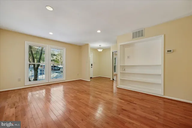 $534,900 | 17119 Briardale Road, Derwood, MD 20855