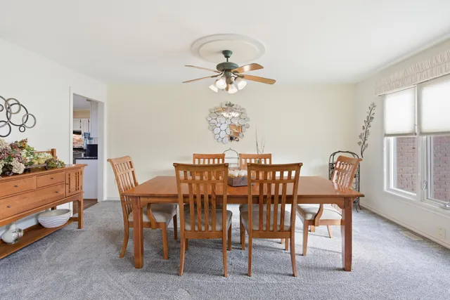 $919,900 | 31595 North River Road, Harrison Township, MI 48045