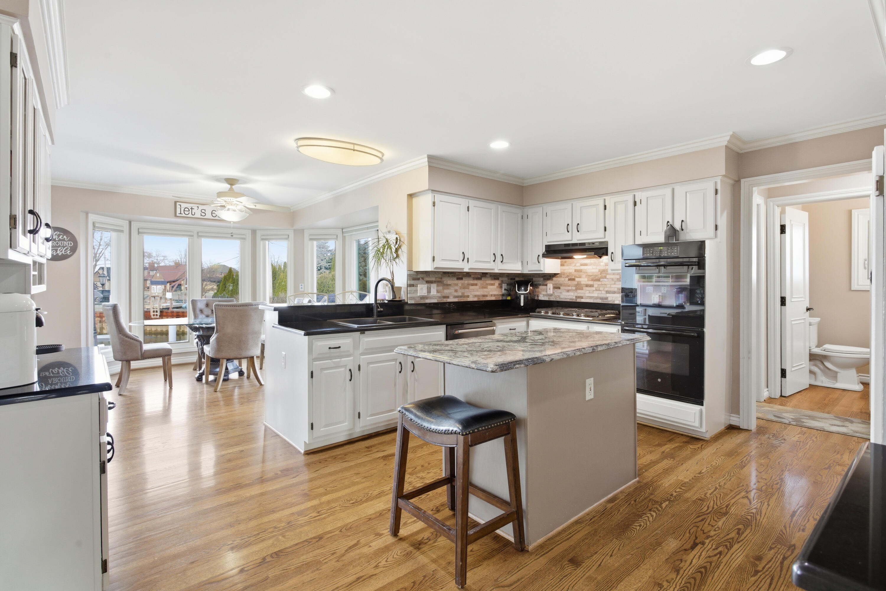 31595 North River Road Harrison Township, MI 48045 - Photo 23 of 82 IMG_0107