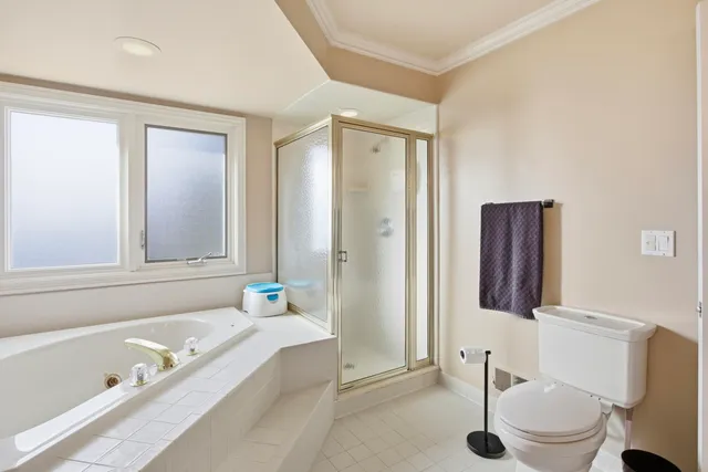 $919,900 | 31595 North River Road, Harrison Township, MI 48045