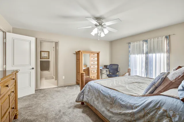 $919,900 | 31595 North River Road, Harrison Township, MI 48045