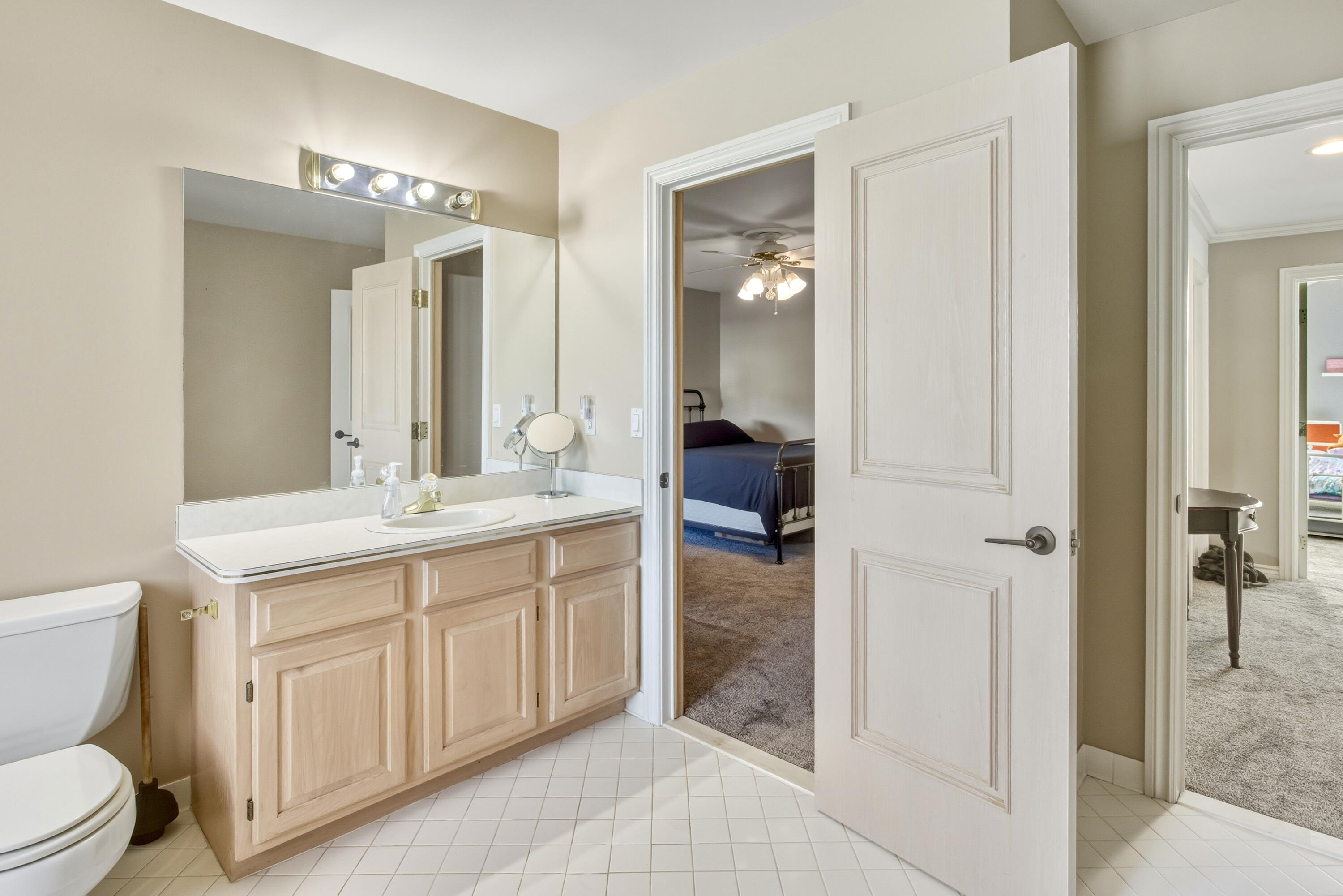 31595 North River Road Harrison Township, MI 48045 - Photo 49 of 82 IMG_0141