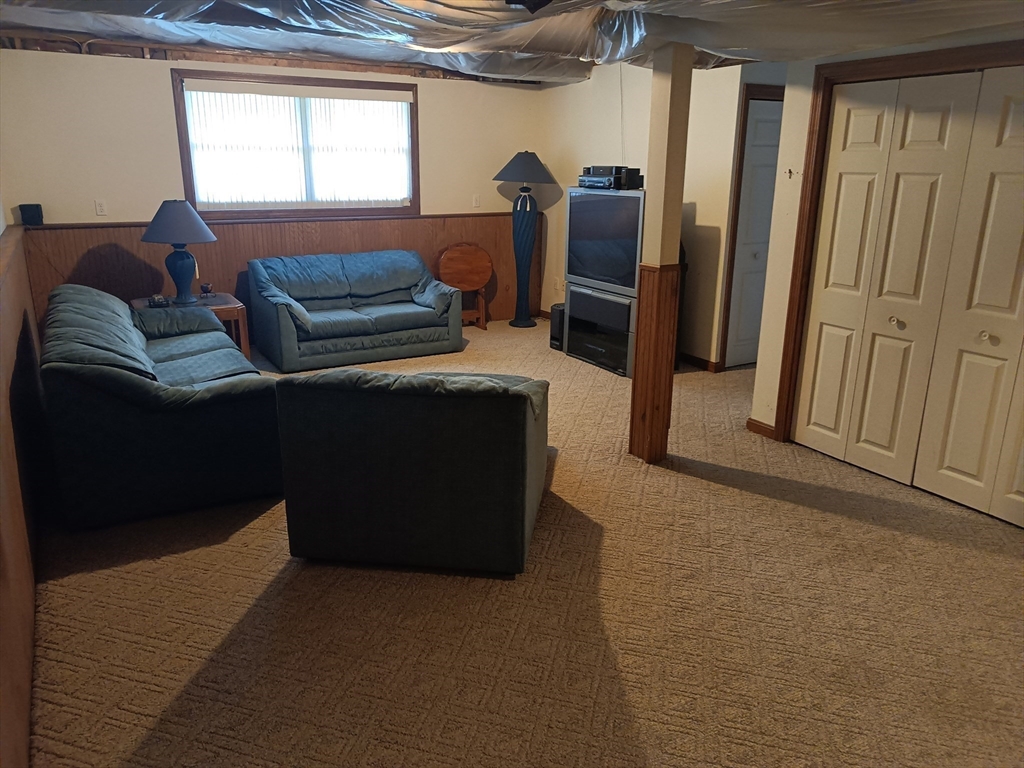 39 Lane Farm Road Dartmouth, MA 02747 - Photo 26 of 38 Gallery Image 26