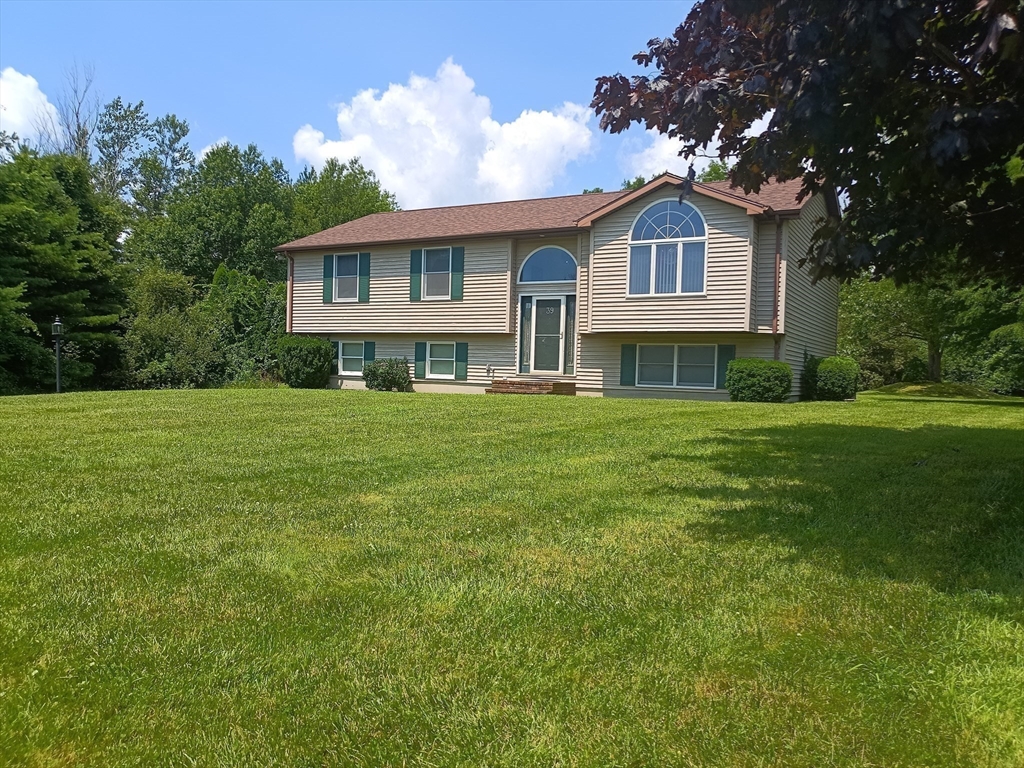 39 Lane Farm Road Dartmouth, MA 02747 - Photo 5 of 38 Gallery Image 5